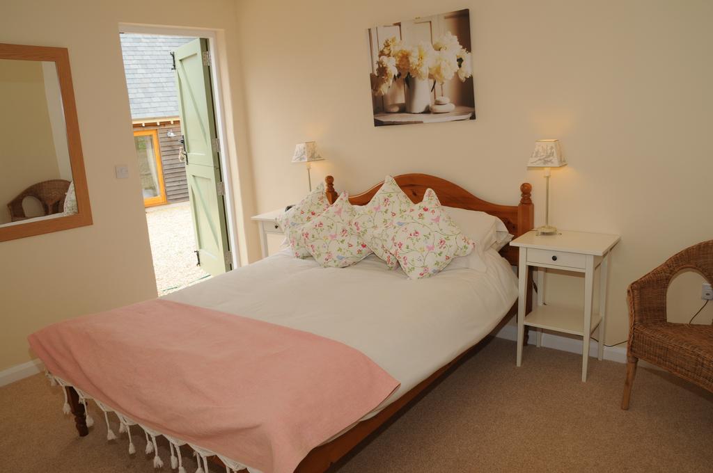 Wyke Farm Hotel แอ็กซ์มินสเตอร์ ภายนอก รูปภาพ